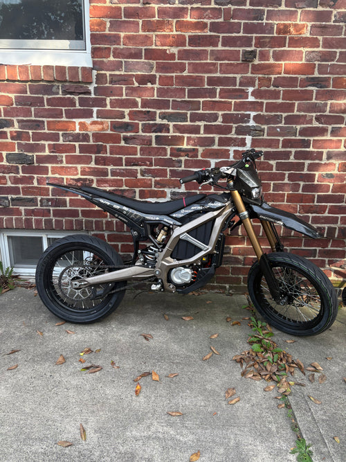 Ultra bee supermotos